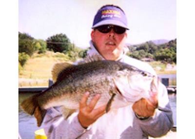 Sam Zepeda, 12.18 pound Bass caught 6-6-01 on Brown-Blue Plastic Worm at Senior Shoreline Reef